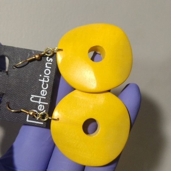 Gold tone Rare Yellow Circle Hoop Design Drop Dangle Earrings - Women's Jewelry - Picture 3 of 6